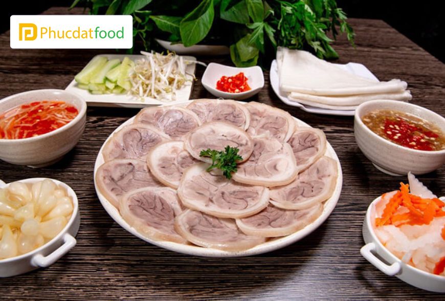 Thịt Nạc Đùi Heo Đông Lạnh Có Ngon Không? - Phúc Đạt Food 13 Thịt nạc đùi heo hấp lá bưởi