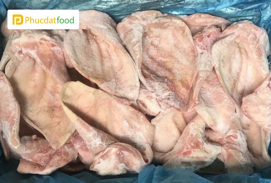 Tất Tần Tật Về Thịt Heo Đông Lạnh Nhập Khẩu 2024 25 Thịt heo đông lạnh nhập khẩu ở phần tai có độ dai và giòn