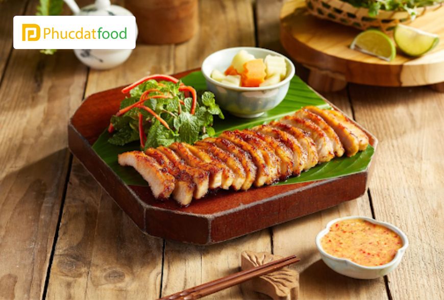 Thịt Má Heo Đông Lạnh Chất Lượng Cao 2024 11 Thịt má heo đông lạnh nướng muối ớt hoặc sa tế cay